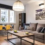 P&O Serviced Apartments Nowogrodzka